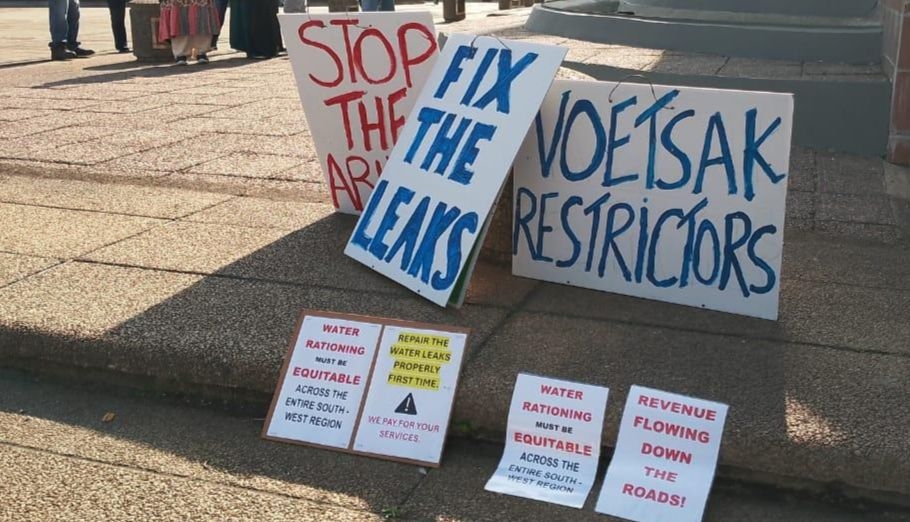 Chatsworth residents protest ongoing water shortages