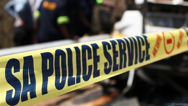Police probing Parkwood triple murder