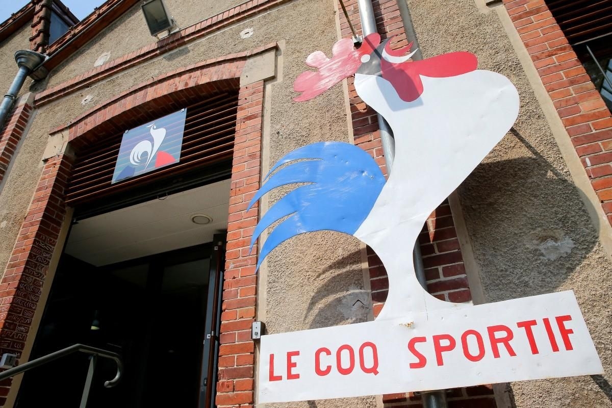 Umbro owner in joint bid for Le Coq Sportif