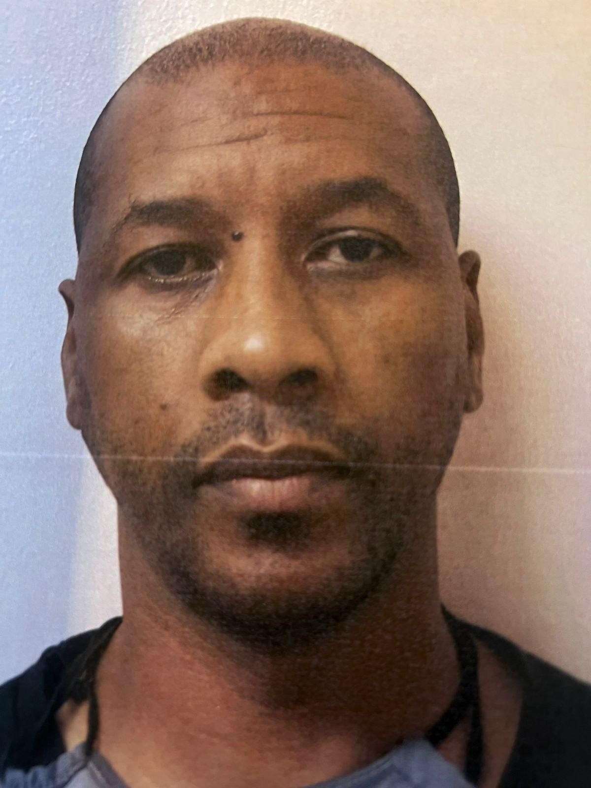 Life sentence for man who killed farmer while disguised as a Muslim woman for insurance payout