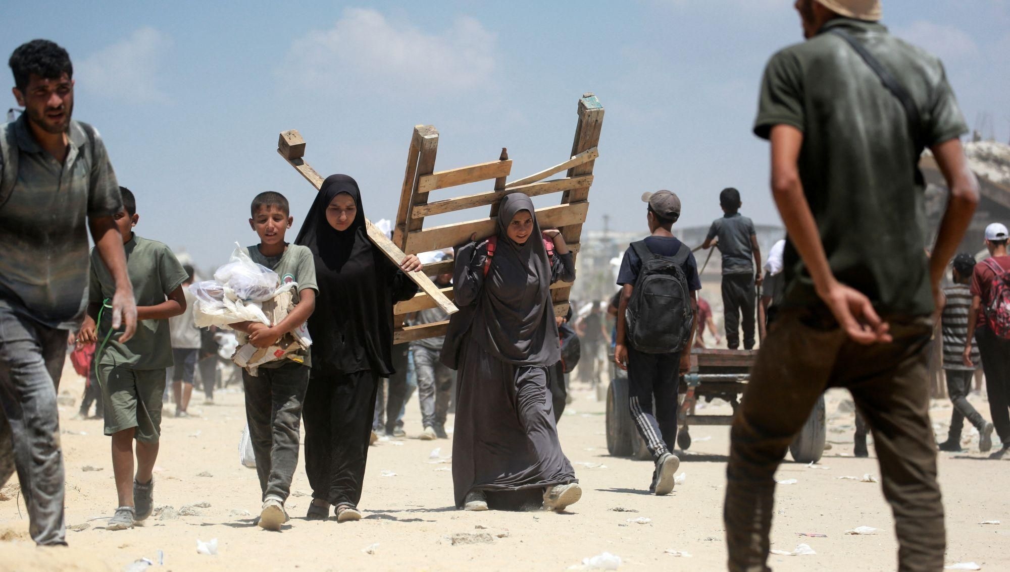 Chaos, gangs, and gunfire: Woefully insufficient Gaza aid fails to reach the most needy