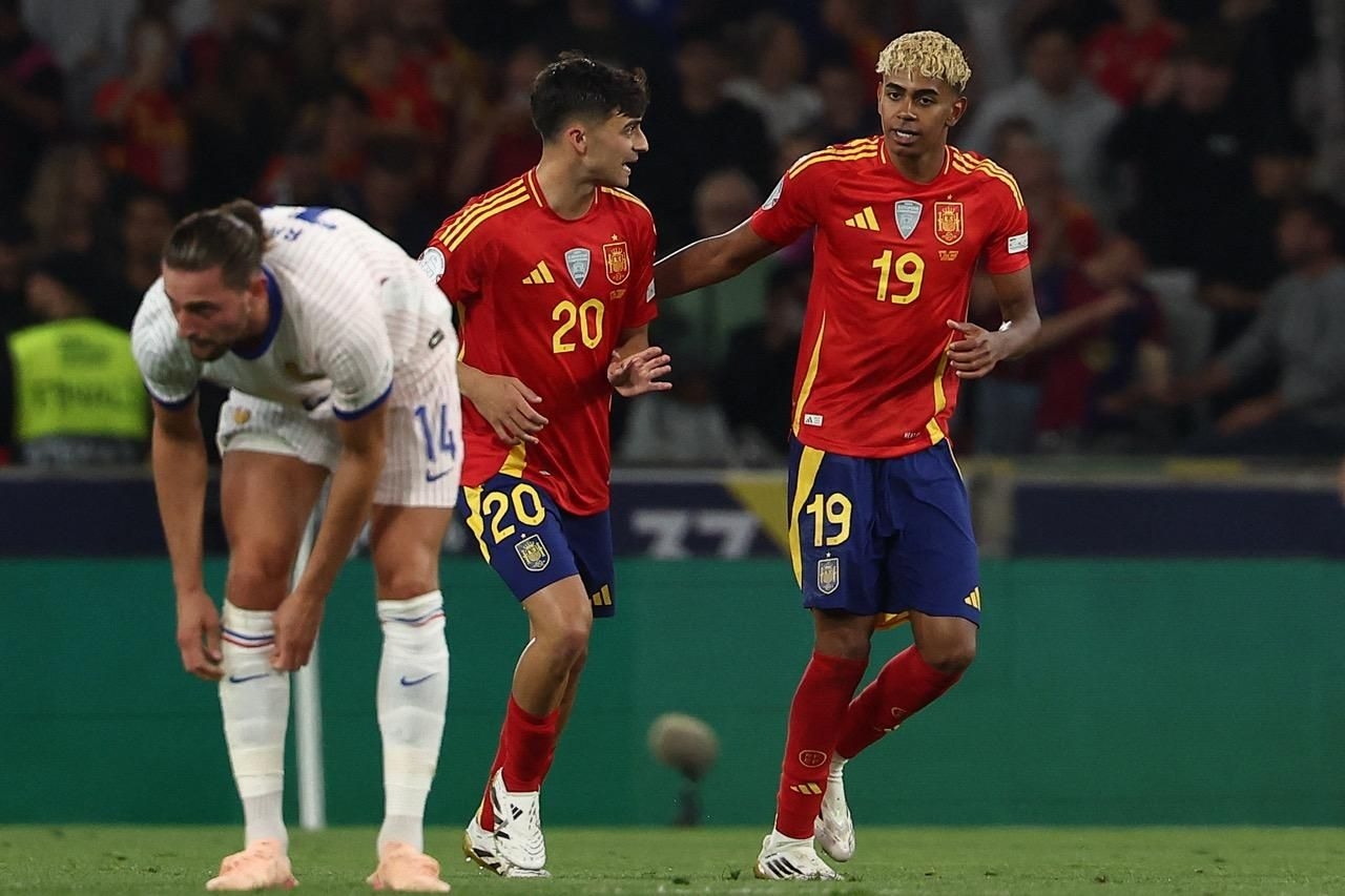 Lamine Yamal and Nino Williams shine bright as Spain triumphs over France in nine-goal thriller
