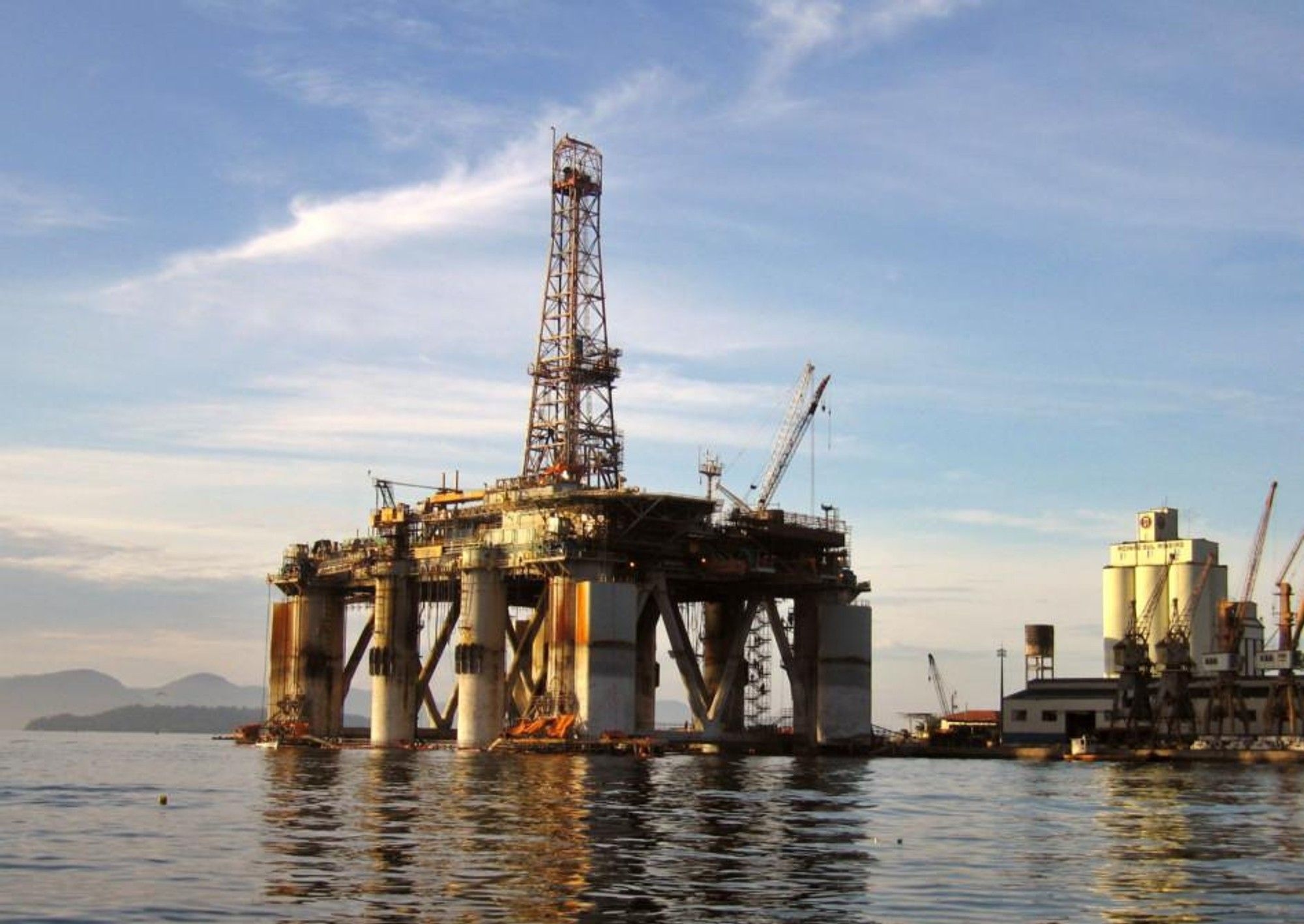 Oil prices drop as Israel agrees to ceasefire proposal