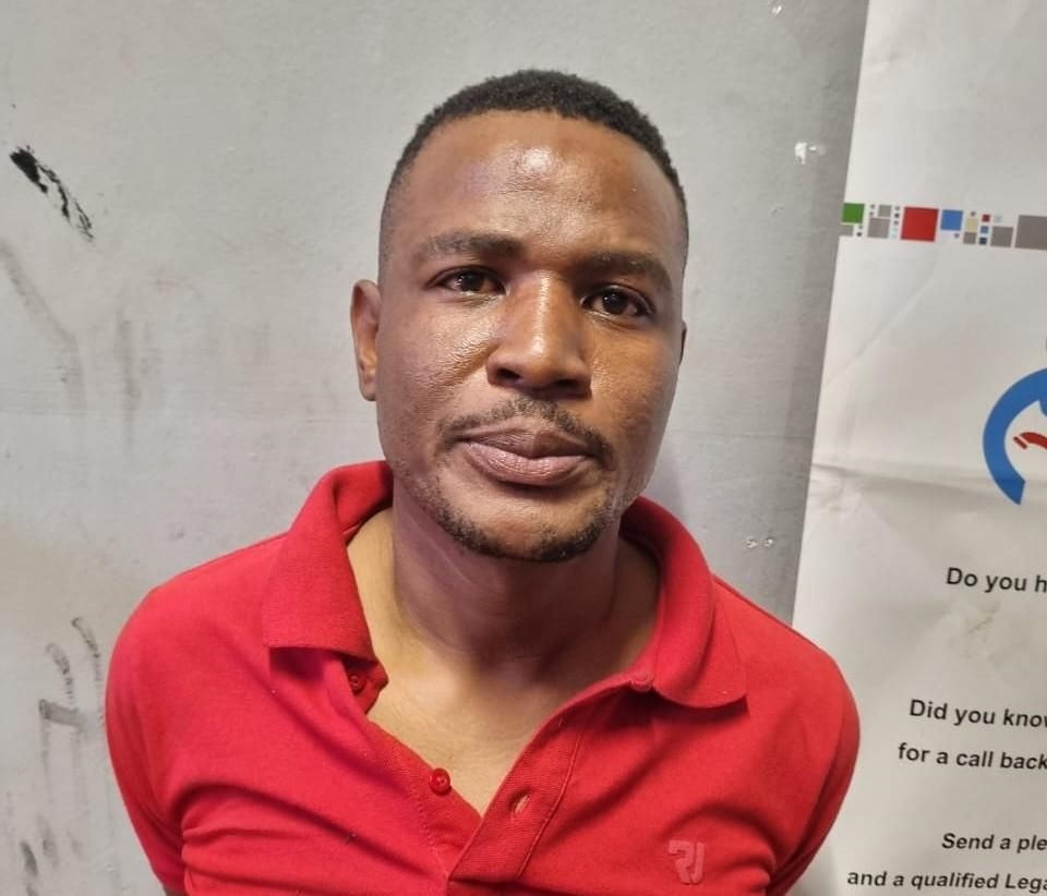 South African man jailed for attempting to smuggle stolen Toyota Hilux to Zimbabwe