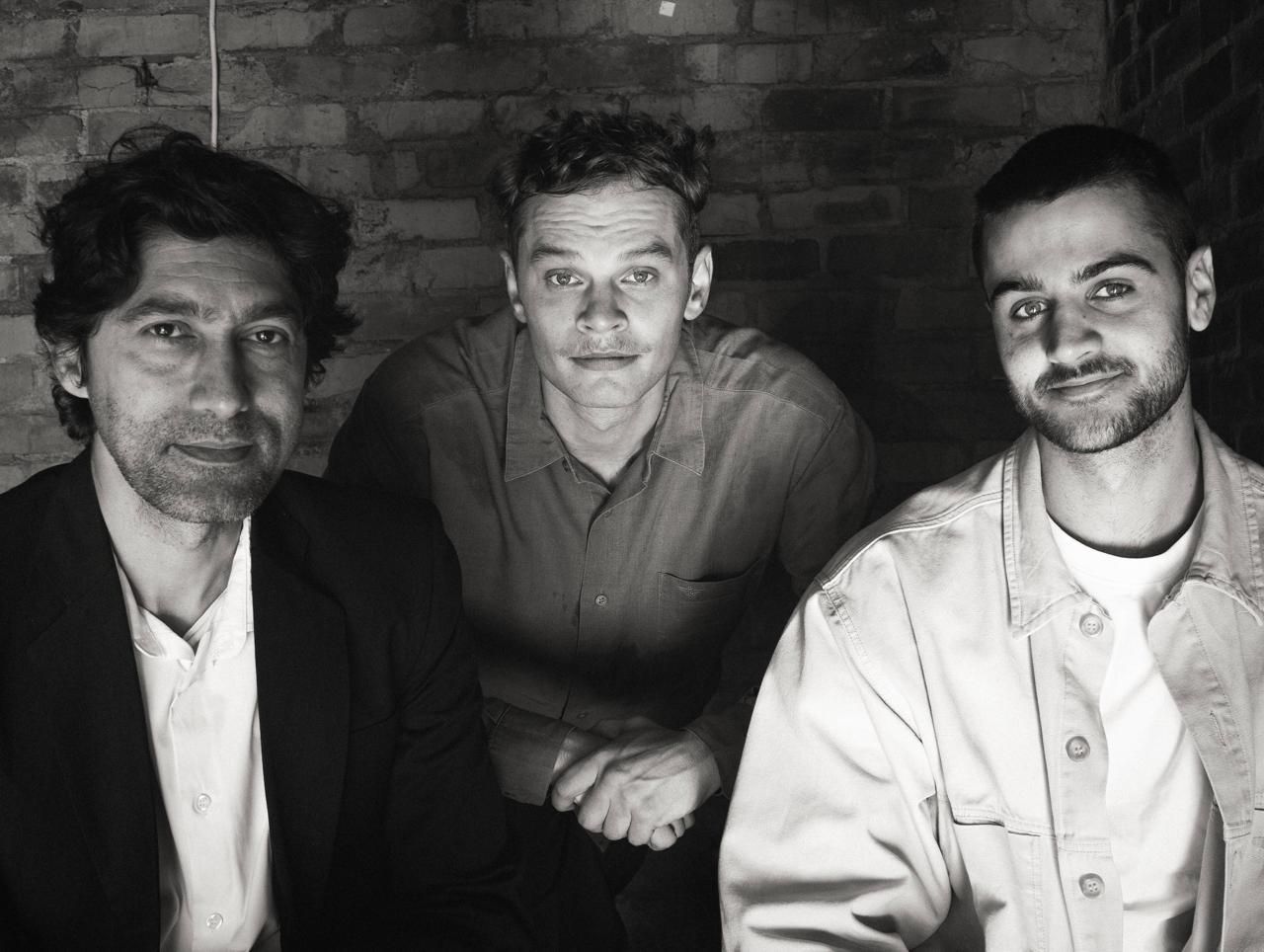 Aidan Scott's 'The Dumb Waiter': a directorial debut packed with tension and drama