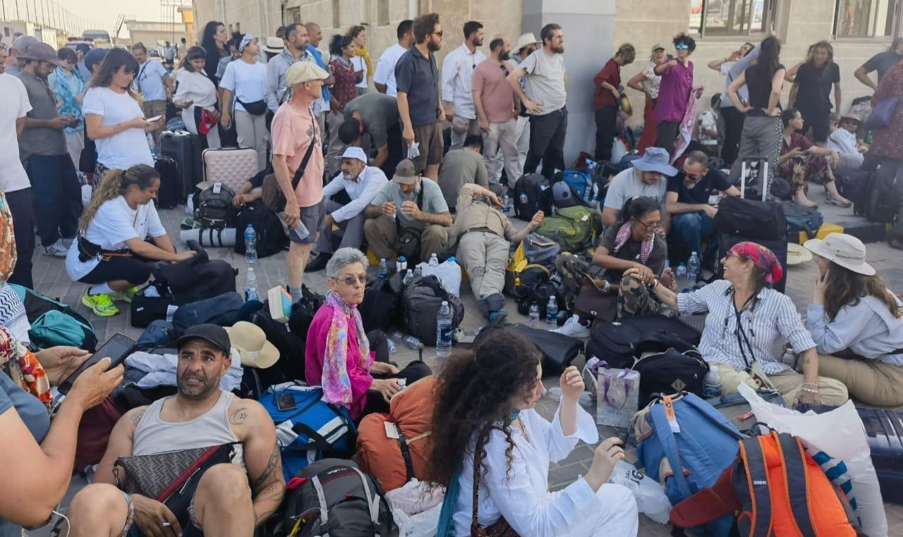 Pro-Palestinian activists detained in Cairo while marching for Gaza aid