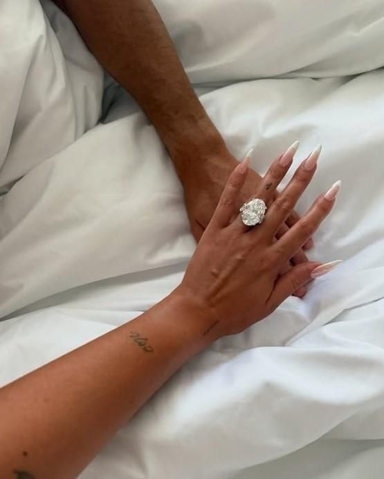 Diamonds are a celebrity's best friend: the allure of oversized rings post-Georgina Rodríguez's engagement
