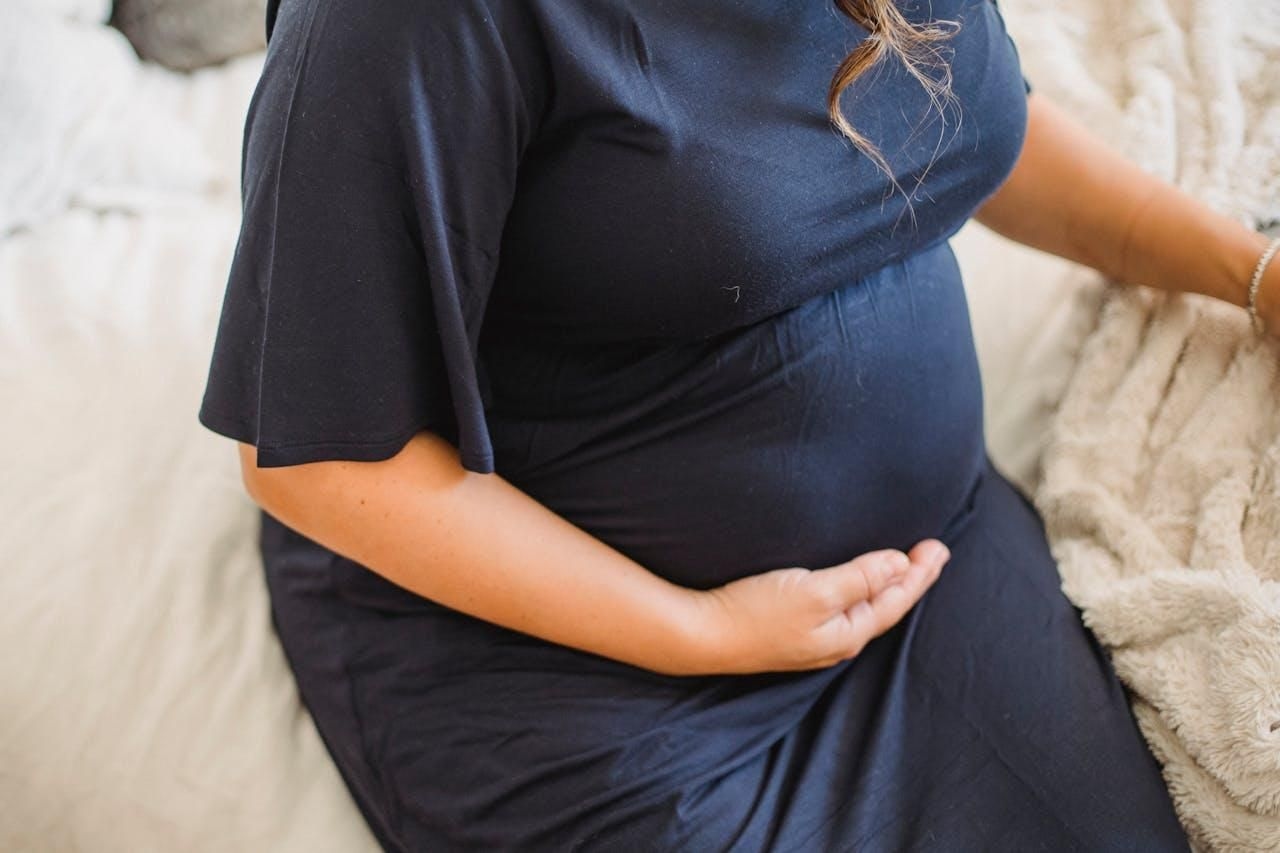 Pregnant maid of honour kicked out: Bride fears stolen spotlight