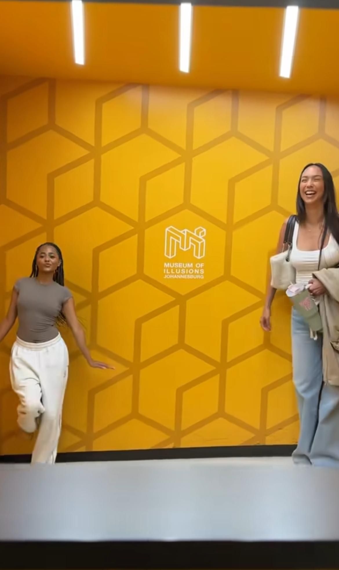 WATCH: Kat Clark's Johannesburg adventure with Tyla's Sister - a tour to remember