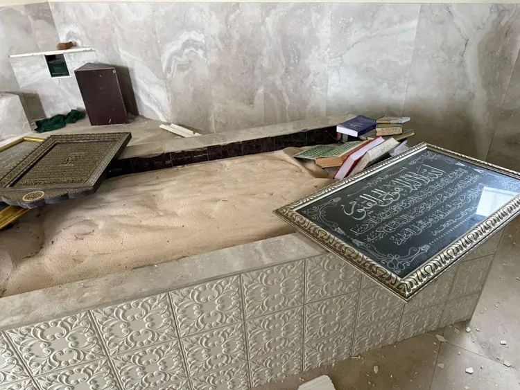 Community rallies against vandalism at Kramat of Sayed Moegsin Bin Alawi