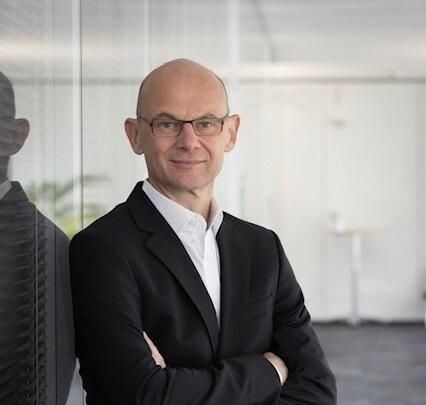Mercedes-Benz SA CEO moves to global role, Kgotle steps in as successor