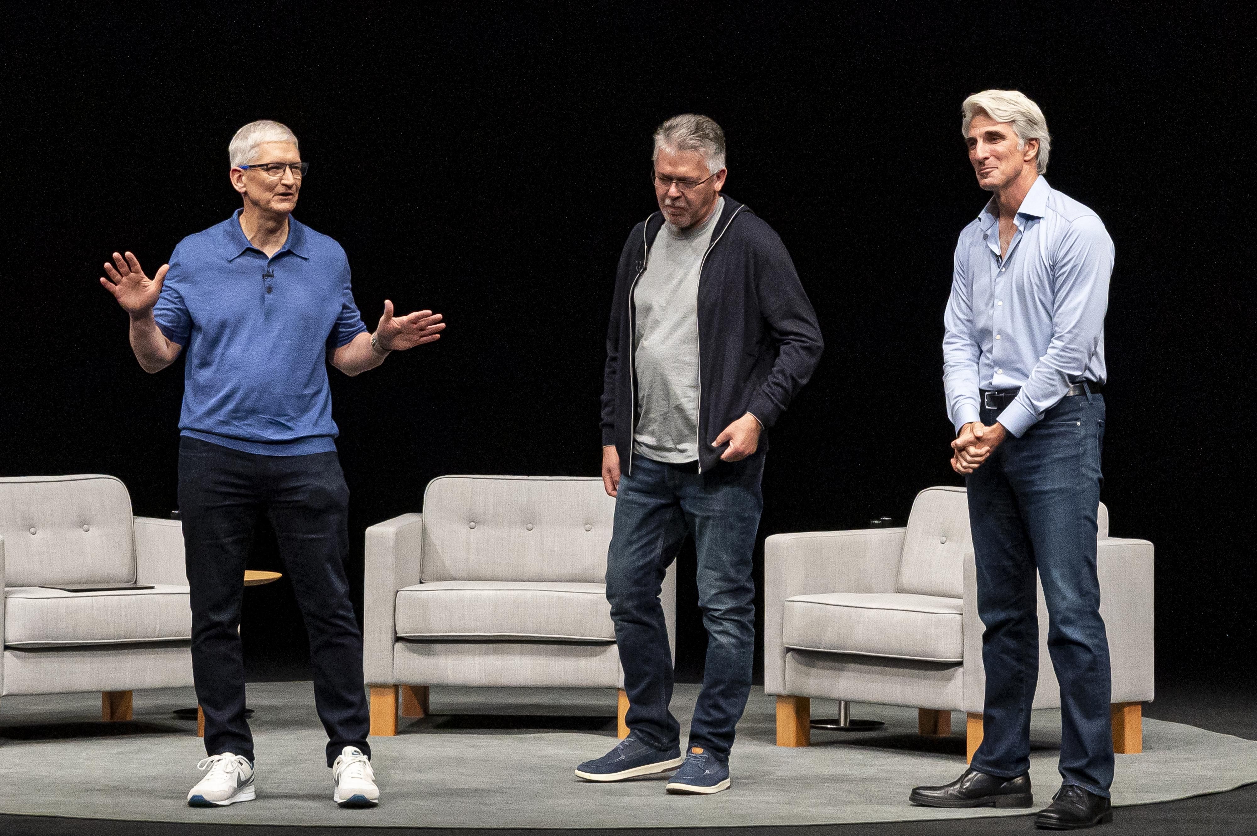 Apple targets spring 2026 for release of delayed Siri AI upgrade