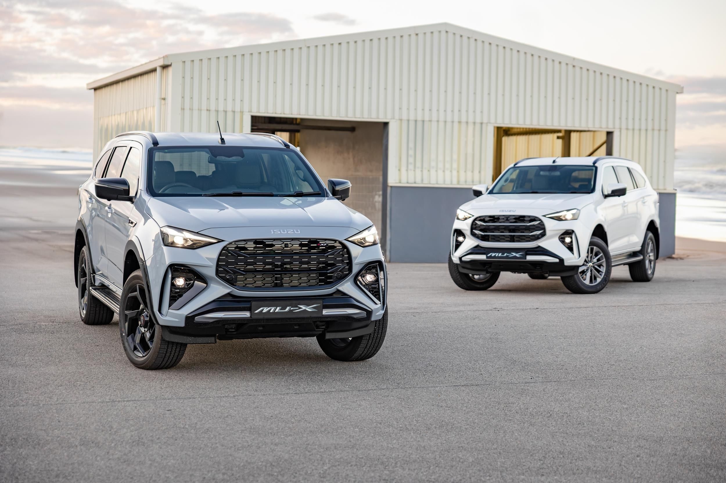 Isuzu MU-X SUV gets a makeover: significant upgrades challenge Toyota Fortuner and Ford Everest