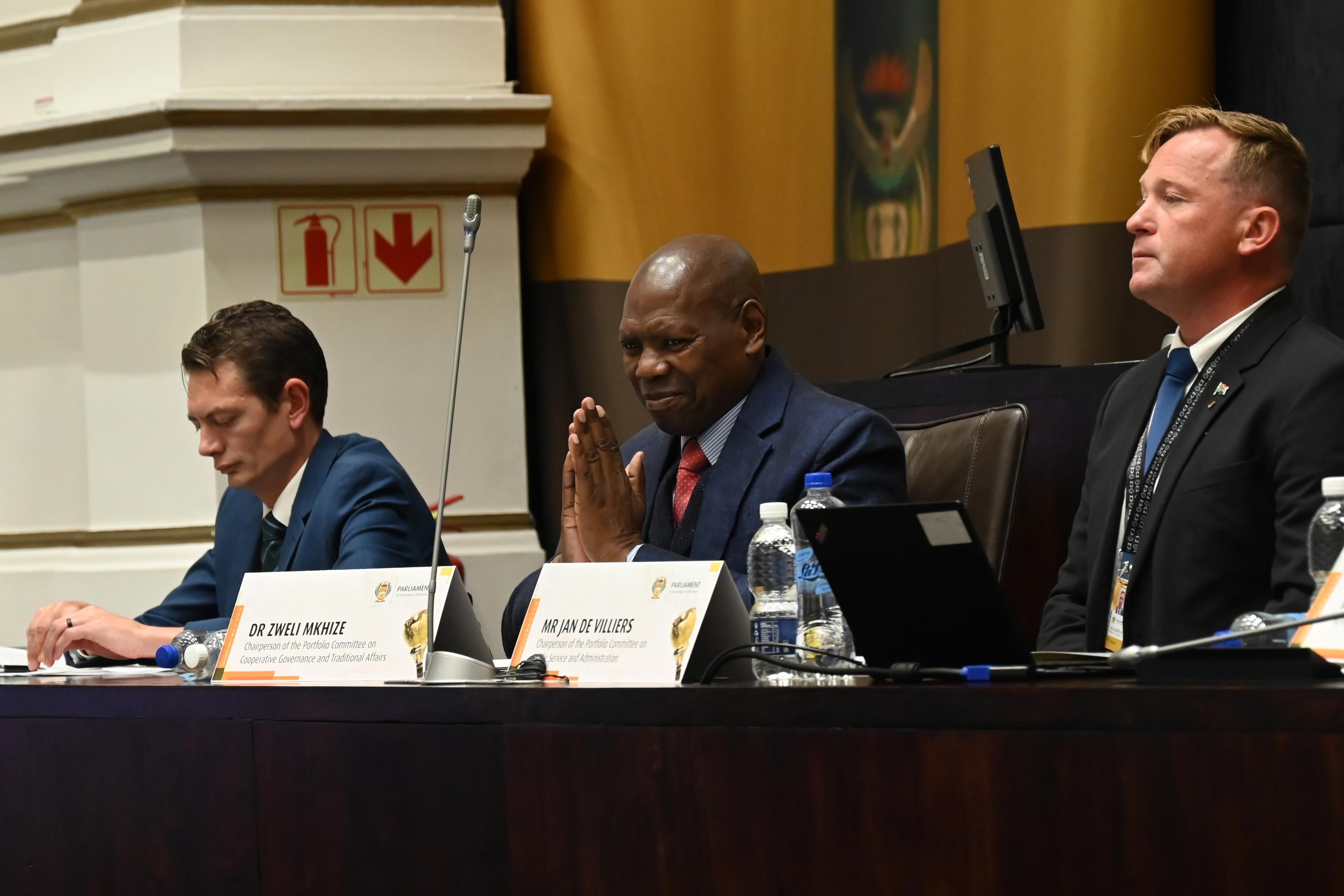 Parliament hearing told that audit crisis in municipalities 'linked to political leadership failures'