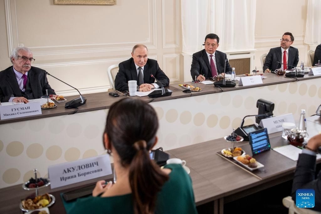 Russia continues work on Iran's Bushehr nuclear reactor