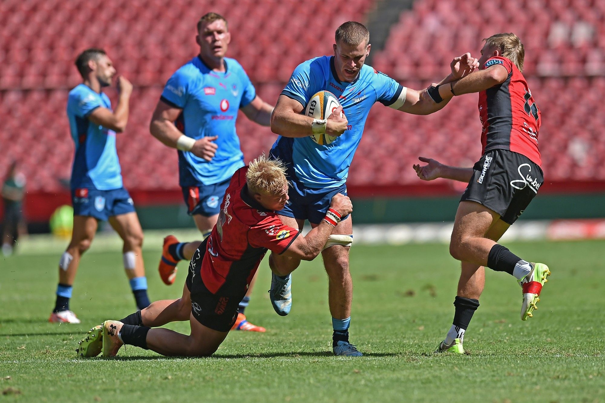 Cameron Hanekom shines in URC awards as South African players dominate Elite XV Team of the Season