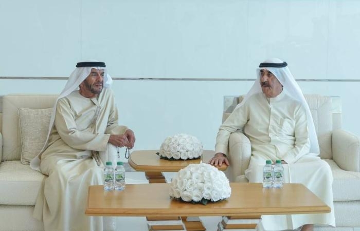 المعلا يتقبل تعازي سرور بن محمد والشيوخ والمسؤولين