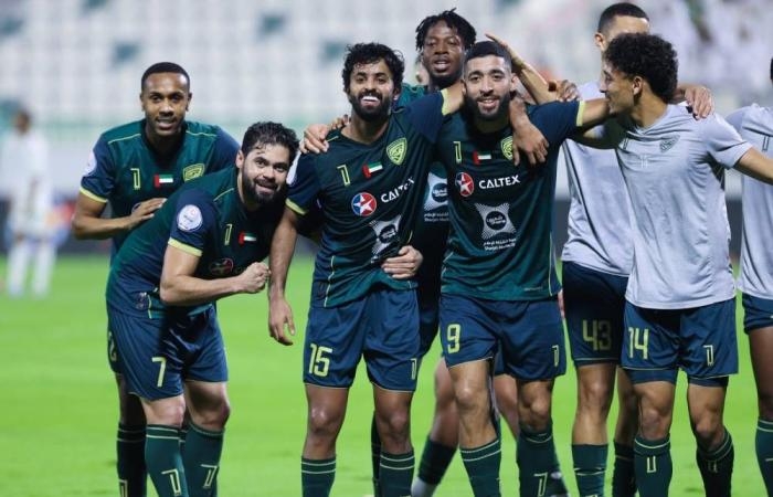 فوز قياسي خامس على التوالي لخورفكان