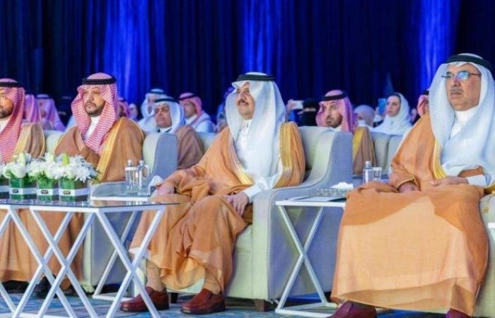 أمير المنطقة الشرقية يفتتح فعاليات ملتقى التحول الرقمي 2025