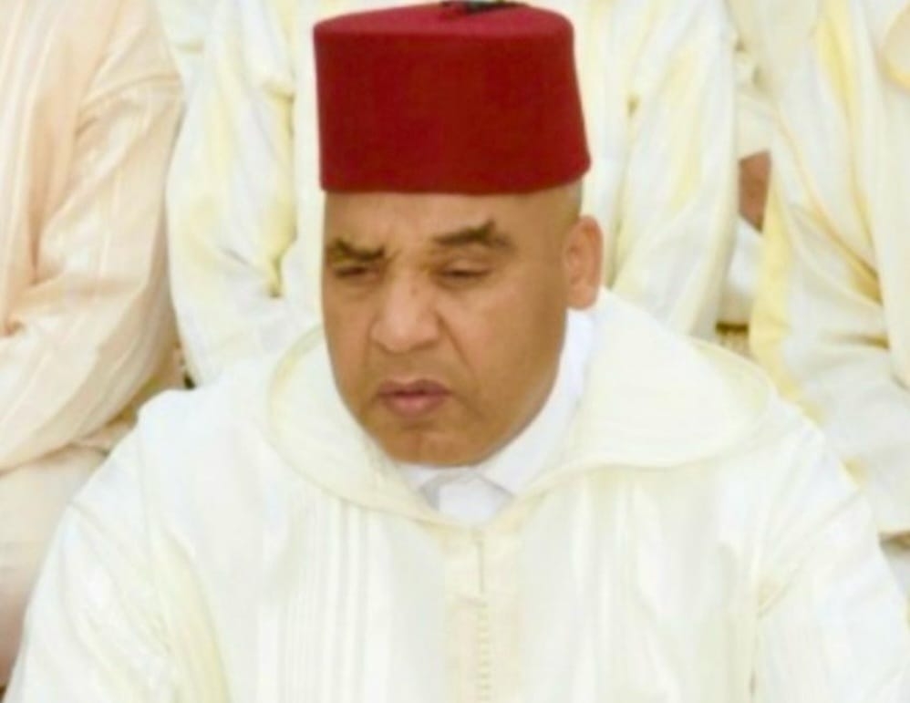 إعادة بناء الفهم الديني: بين النص والتطبيق..