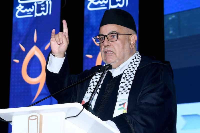 دلالات عودة صاحب العصا إلى قيادة المصباح