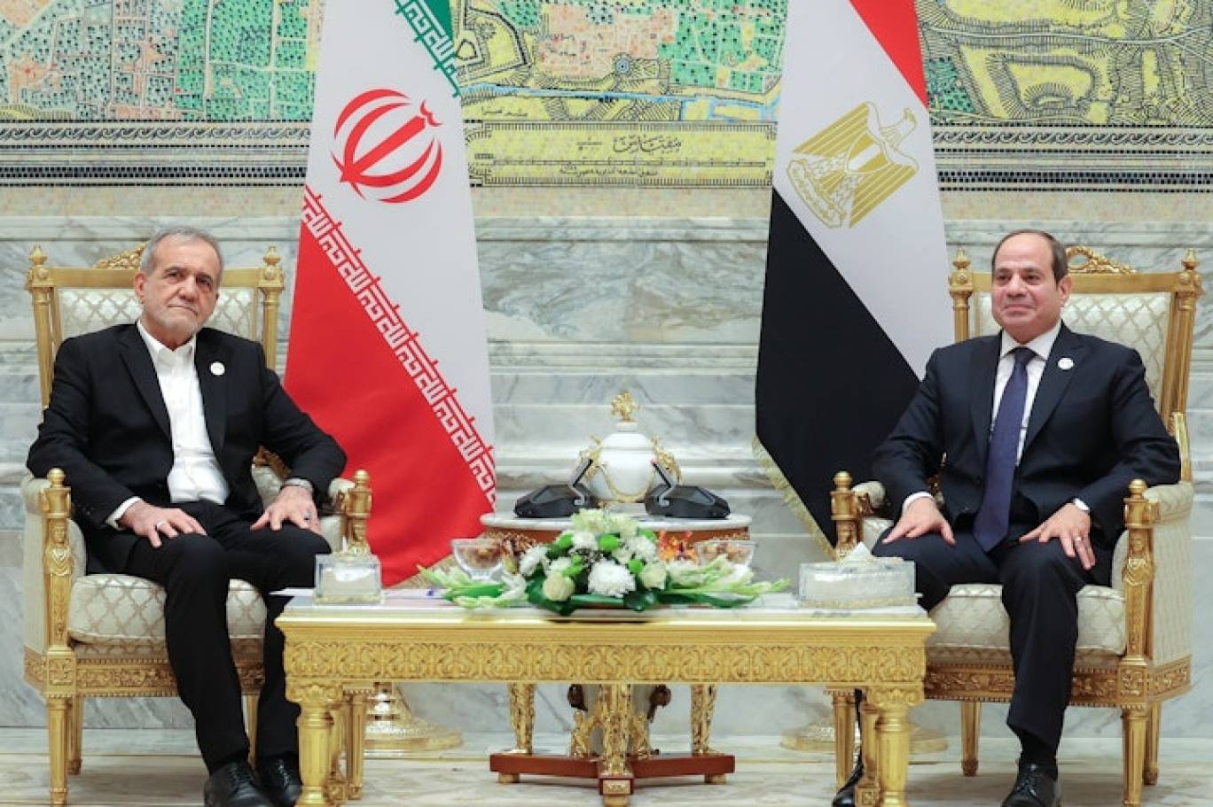 التجارة المصرية الإيرانية تنظر السماح الأمريكي