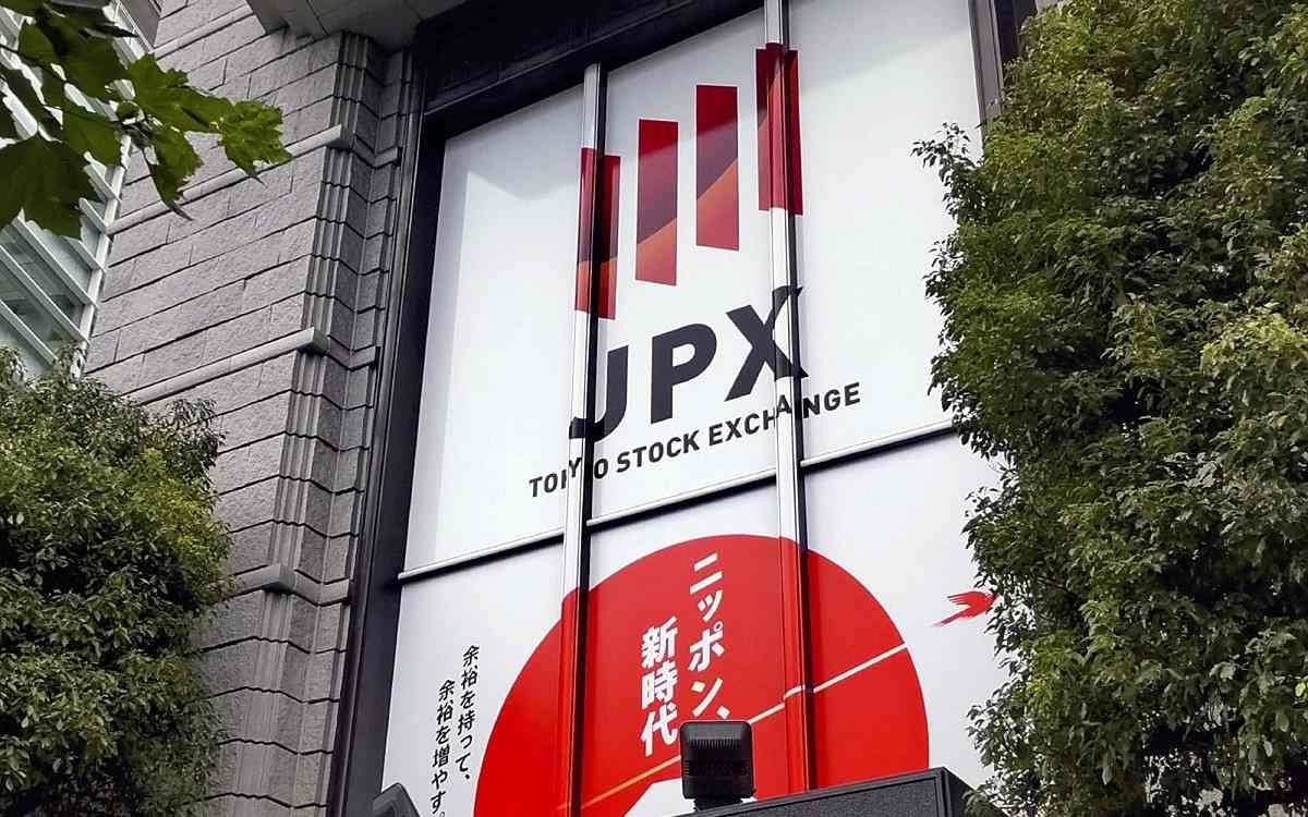 Japan's Nikkei Stock Average Falls as Court Battle over US Tariffs Weighs
