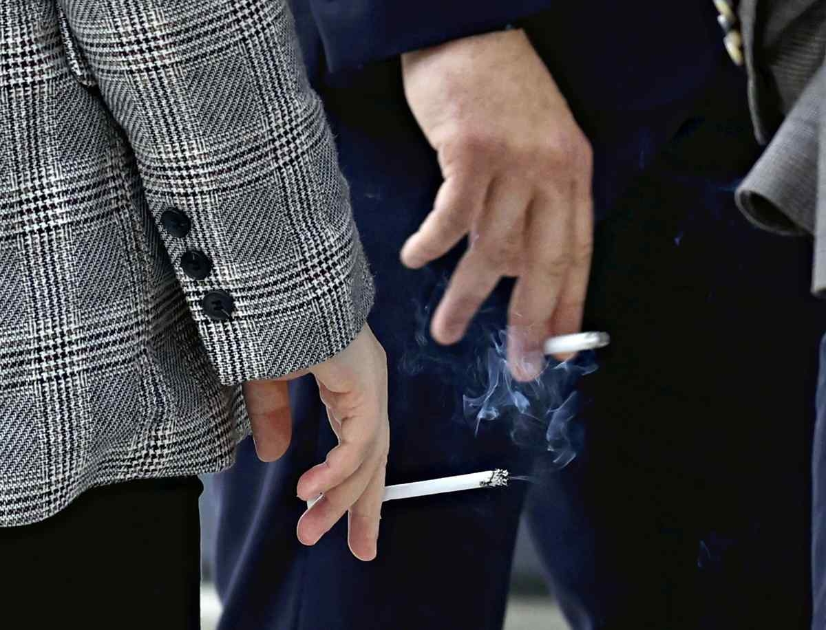 2025 Expo Osaka: Nonsmoking Rule Not Being Observed at Expo Site; Contradicts Fair's Themes of Life, Health