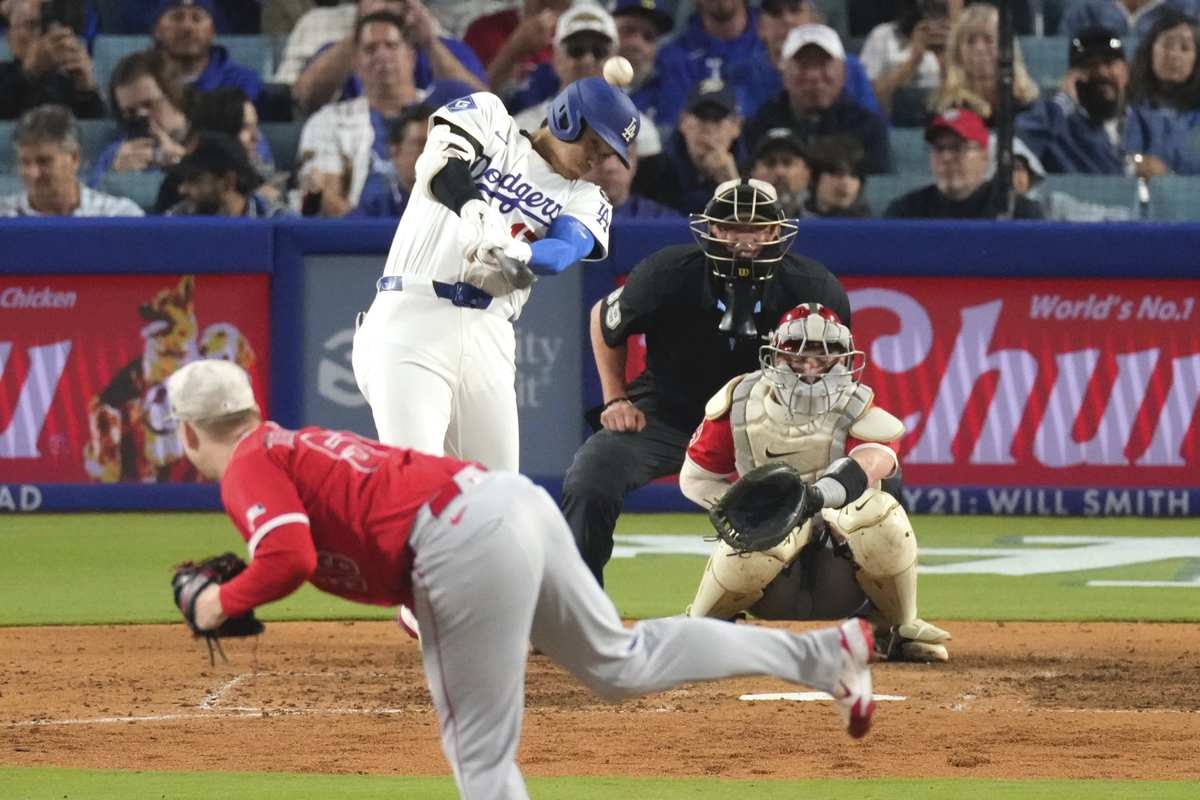Kochanowicz Limits Dodgers, and Angels Turn 5 Double Plays in 6-2 Win in Freeway Series Opener