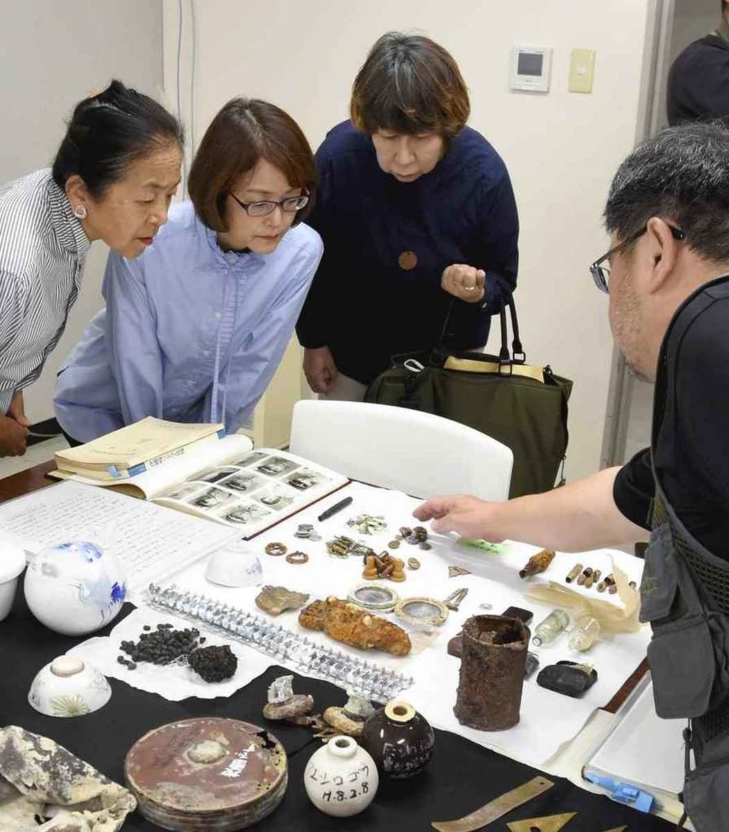 Junior High School Badge Found in Natural Cave in Okinawa; Finder Hopes DNA Analysis Can Determine Family for Return