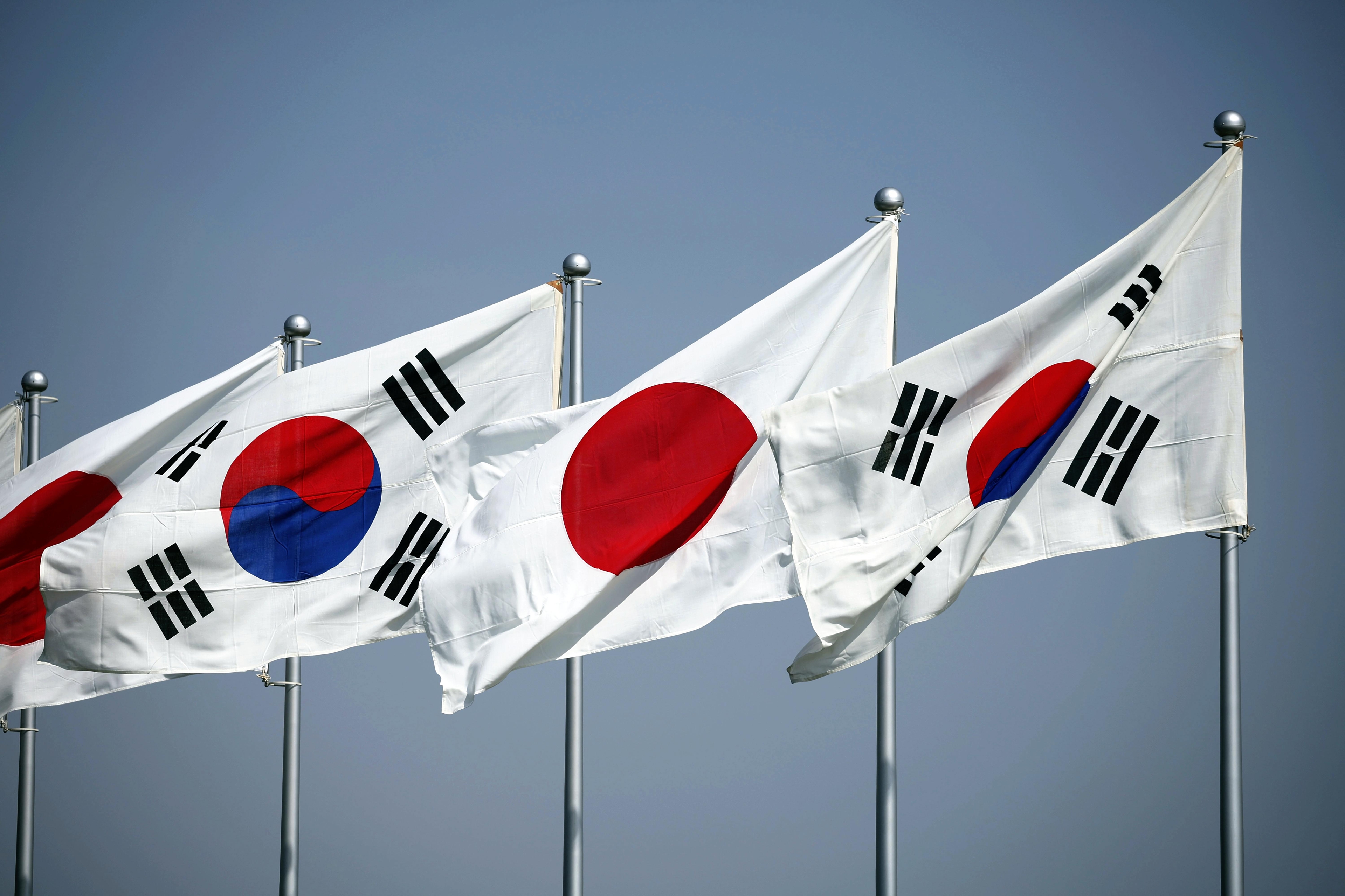 Japan, ROK to Open Fast-Track Airport Immigration Lines;Bilateral Benefit Marks Anniversary of Diplomatic Ties