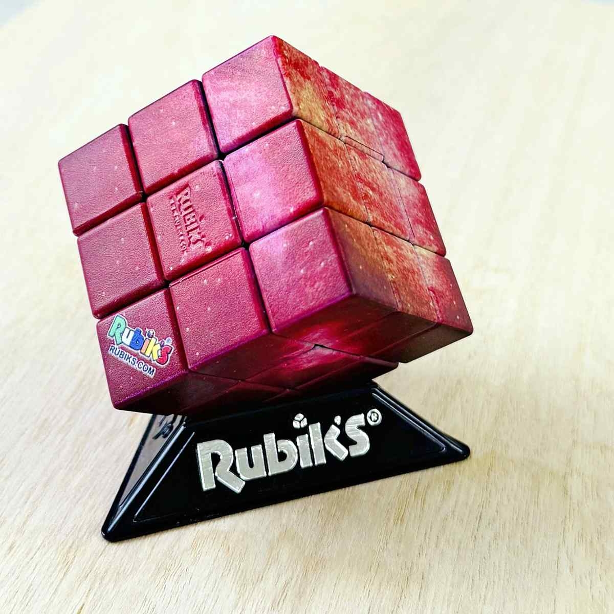 Rubik's Cube Featuring Aomori Apple Varieties Debuts Nationwide; Challenging Puzzles Already Rolling off Shelves