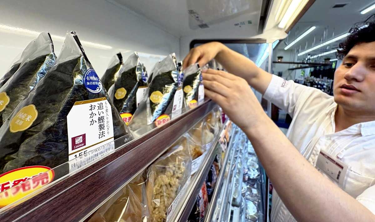 Japanese Consumers Turn to Rice Alternatives Amid Price Surge; Glutinous Barley, Long-Grain Rice Becoming Popular