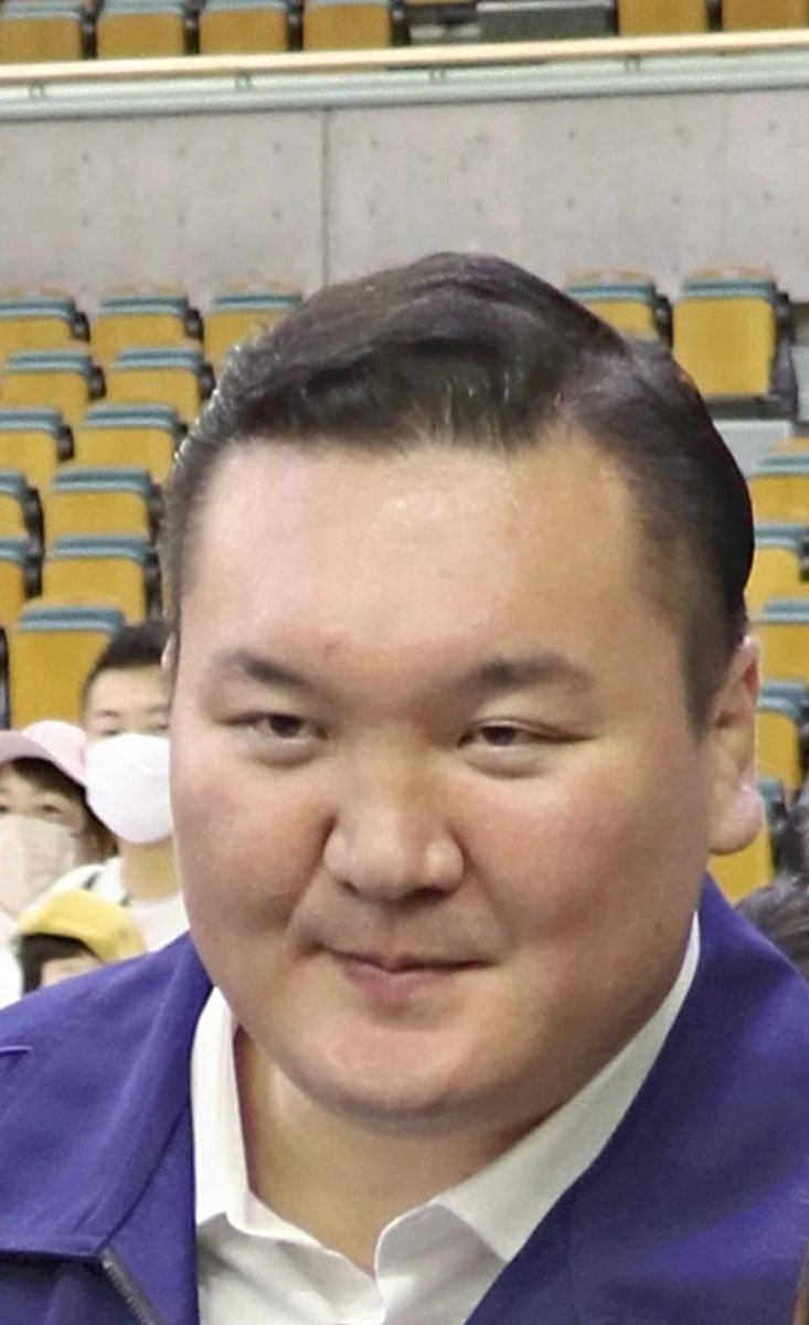 Ex-yokozuna Hakuho to Retire from Sumo Association