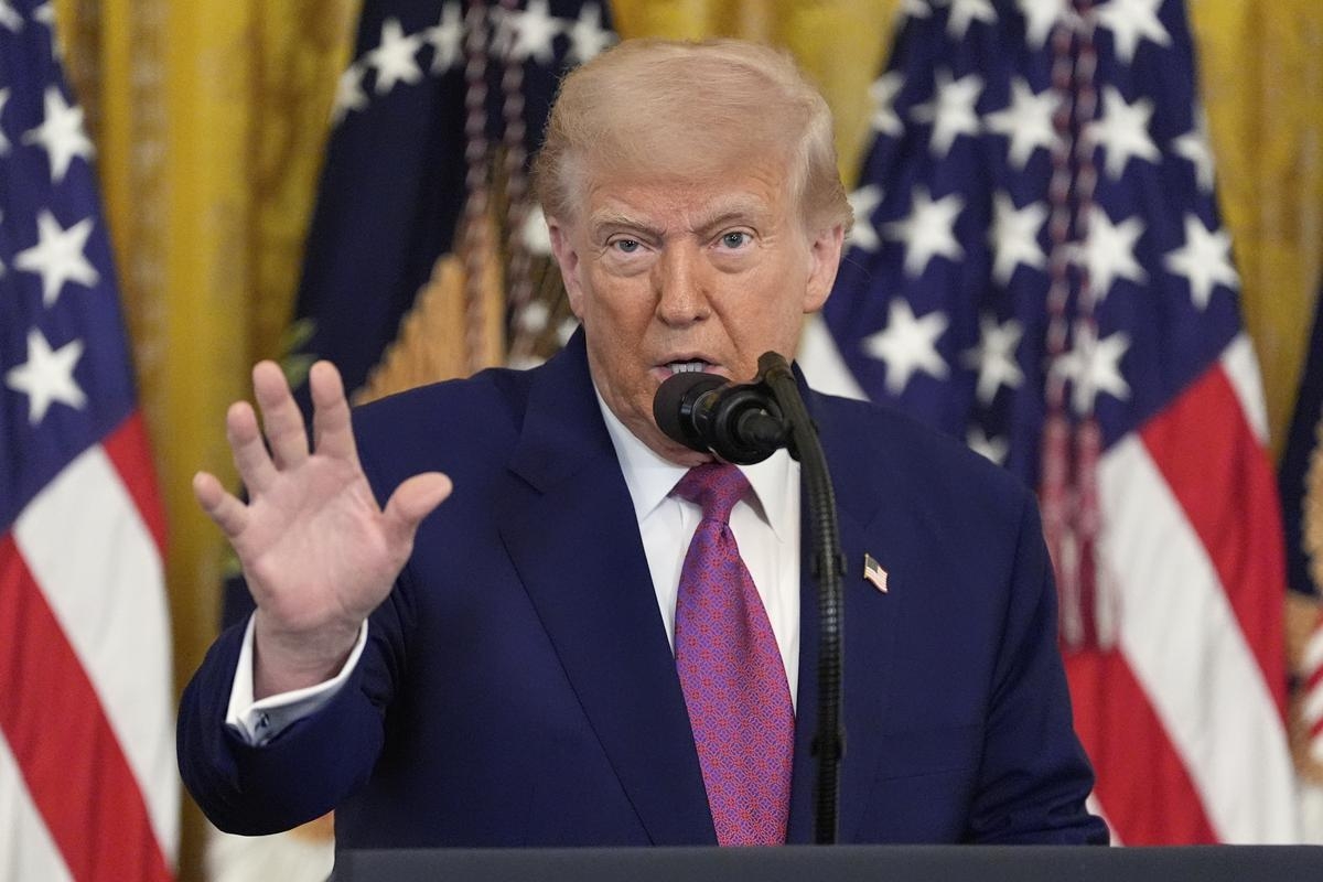 Trump Vetoed Israeli Plan to Kill Iran's Supreme Leader, US Official Tells AP