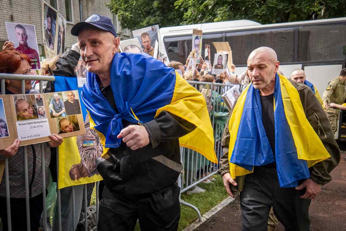 Ukraine Received at Least 20 Bodies of Russian Soldiers in Recent Exchanges, Zelenskyy Says