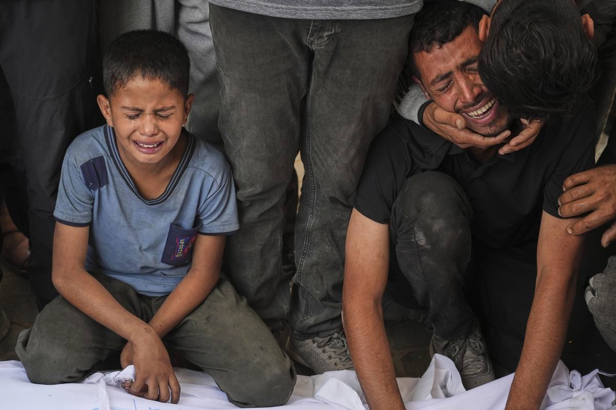 Israeli Strikes Kill at Least 72 People in Gaza as Ceasefire Prospects Move Closer