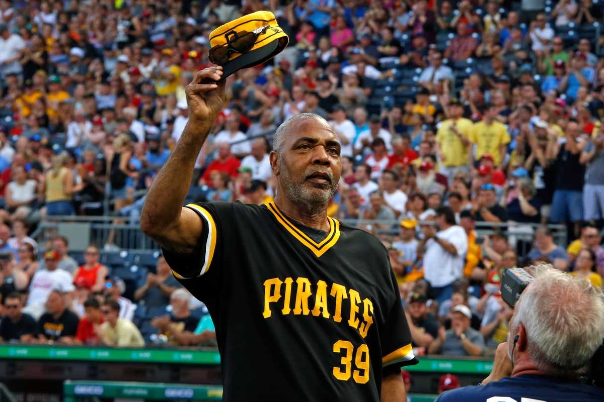 Dave Parker, Hard-Hitting Hall of Fame Outfielder Nicknamed ‘the Cobra,' Dies at 74