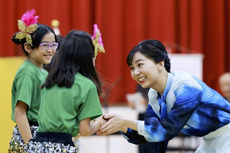Princess Kako Meets with Japanese Brazilian Children, Visits Christ the Redeemer Statue in Rio de Janeiro