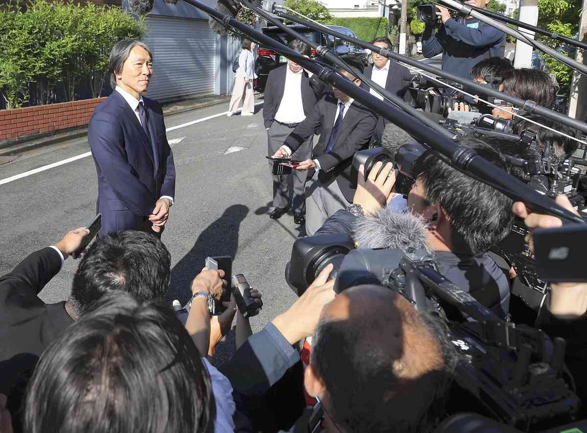 Baseball Stars, Mourners Pay Tribute to Yomiuri Giants Legend Shigeo Nagashima; Former Pro Hideki Matsui Pays Respects on Return from U.S.