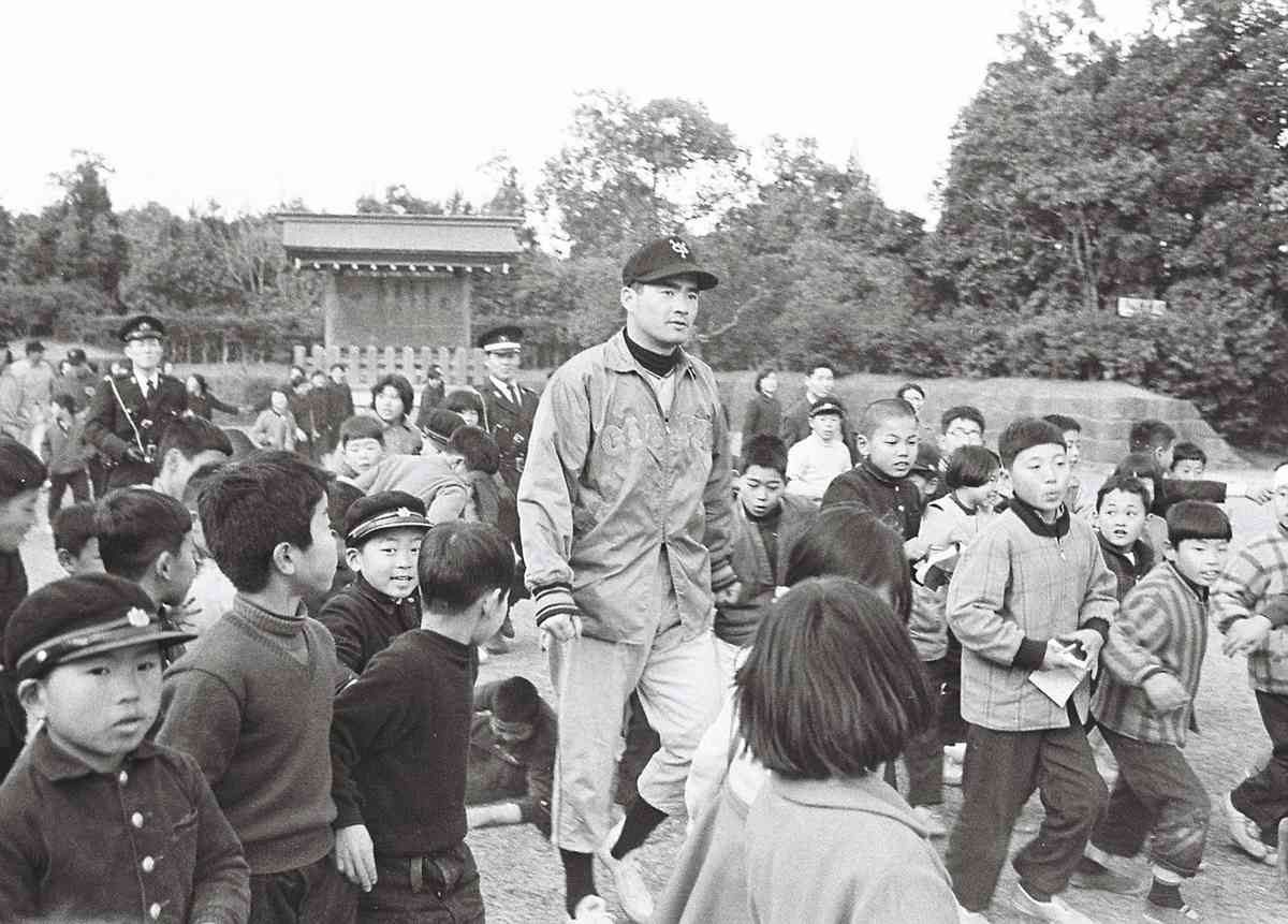 Japan Baseball Legend Shigeo Nagashima Symbolized Postwar Growth; Inspired Fans With Dazzling Play and Courage Amid Illness