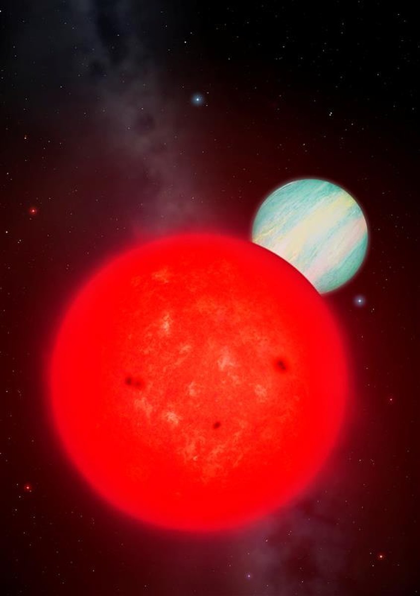 Scientists Puzzled by Discovery of Giant Planet Orbiting Tiny Star