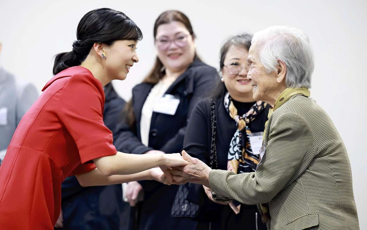 Japan's Princess Kako Meets 1st-Generation Japanese Brazilians in Southern Brazil