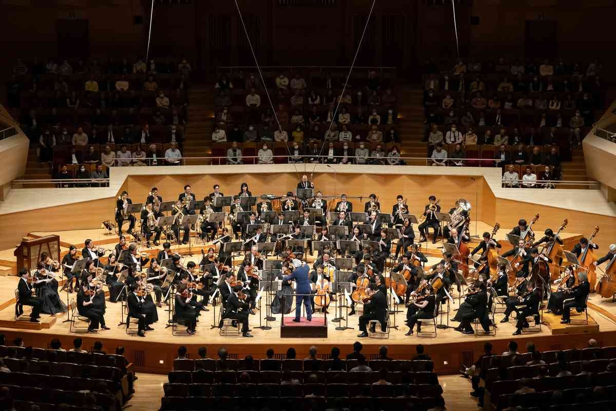 Tadaaki Otaka's Family Legacy Adds to a Fascinating Concert with YNSO; Venerable Conductor Performs Father's Composition and Bruckner Symphony