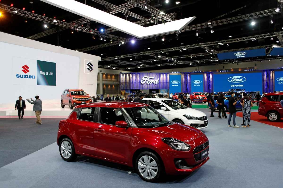 Suzuki Motor Halted Swift Production Due to China's Rare Earth Curbs, Sources Say