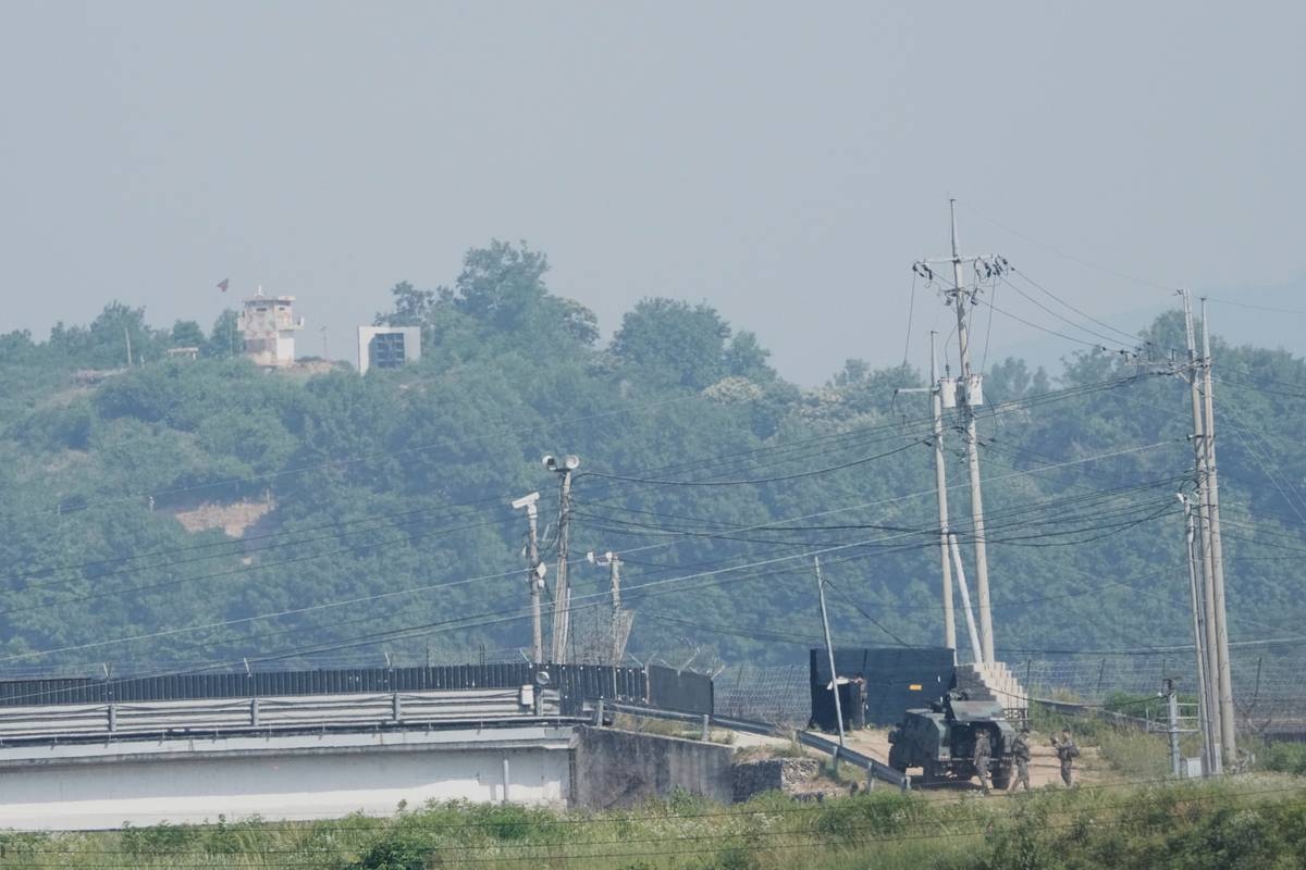 North Korean Man Crosses the Heavily Fortified Border to South Korea