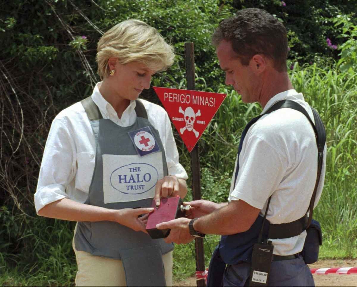 Prince Harry Retraces Diana's Footsteps by Walking through a Land Mine Field in Angola for Charity