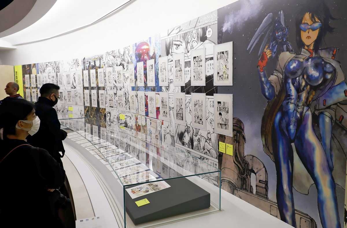 Japan Manga Artist Shirow Masamune Talks About His Works, AI, in Exclusive Interview; Exhibition Showcasing His Work Being Held in Tokyo