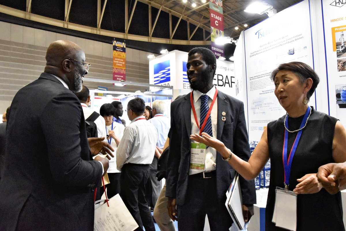 Yokohama Children Welcome African Officials as TICAD 9 Begins; Kenya's President Ruto Given Flowers