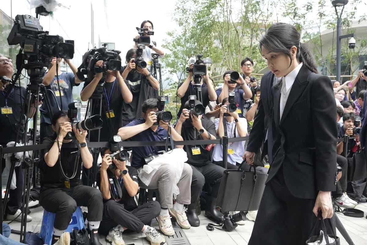 Wife of South Korea's Ousted Ex-President Yoon Appears for Questioning over Corruption Allegations